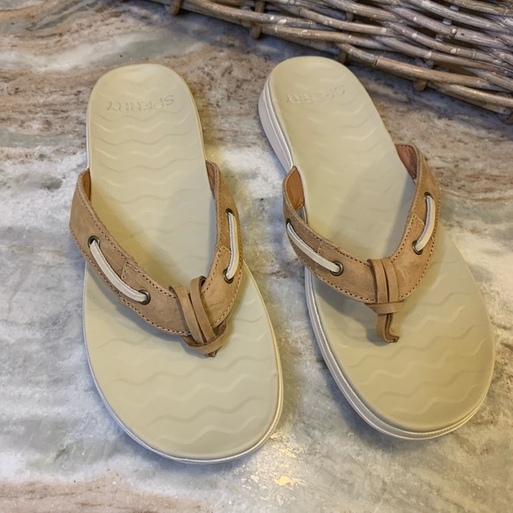 Sperry Shoes - Sperry women sandals.        NWOT